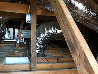 Crawl Space | Attic Cleaning Sherman Oaks, CA Crawl Space | Attic Cleaning Sherman Oaks, CA